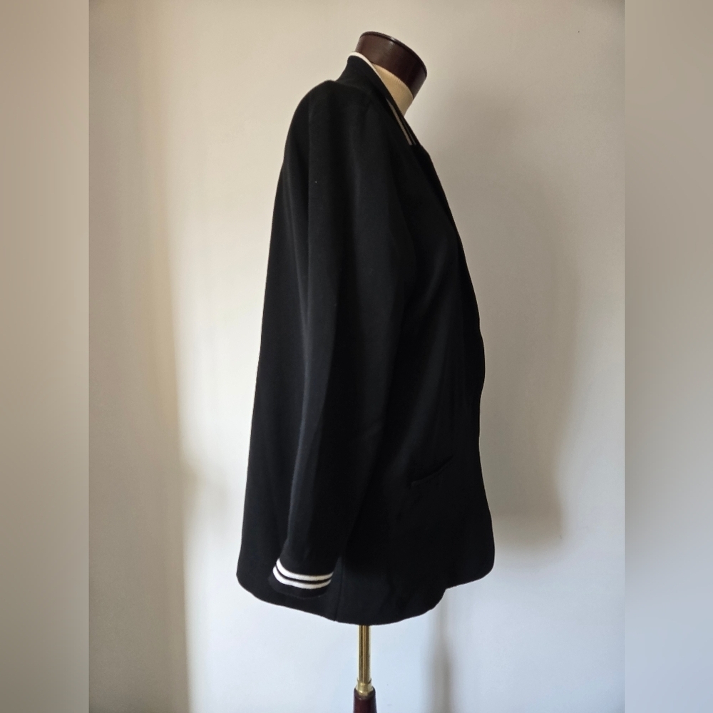 MOLLY BRACKEN  Black lightweight Blazer with Striped Racing Trim. Size XL - Picture 7 of 13